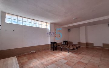 Property slide 29