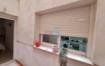 Property slide 17