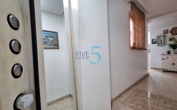 Property slide 20