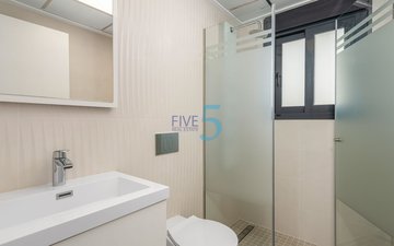 Property slide 40