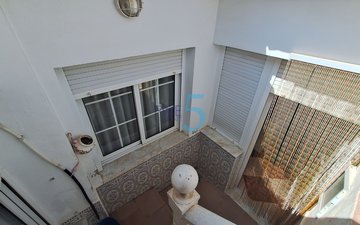 Property slide 21