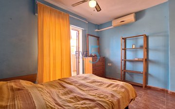 Property slide 22