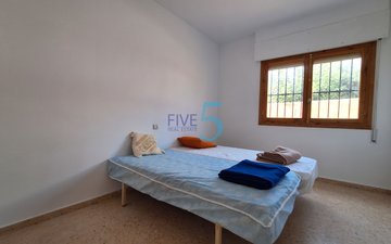 Property slide 17