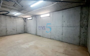 Property slide 19