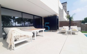 Property slide 38
