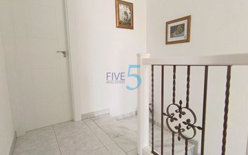 Property slide 30