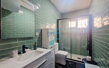 Property slide 18