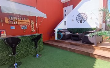 Property slide 18