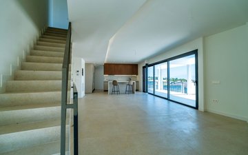 Property slide 21