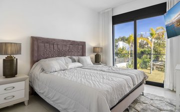 Property slide 20