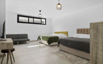 Property slide 41