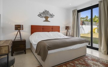 Property slide 46