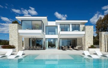 Property slide 21