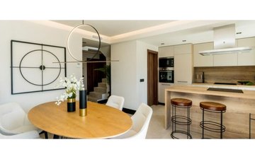 Property slide 17