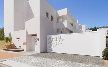 Property slide 15