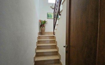 Property slide 61