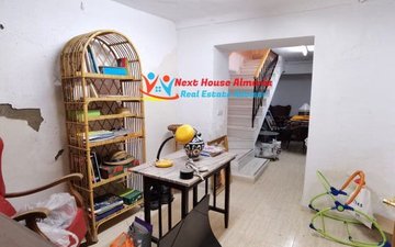 Property slide 81