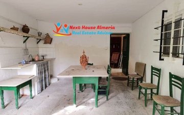 Property slide 84