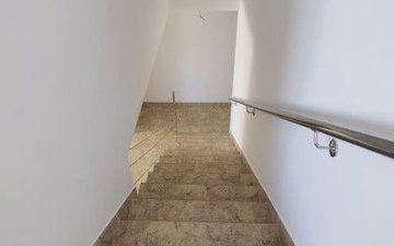 Property slide 61