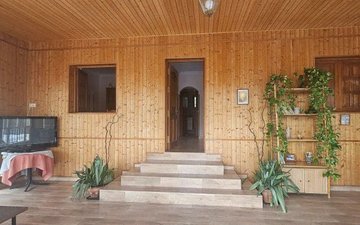 Property slide 10