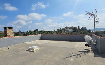 Property slide 42