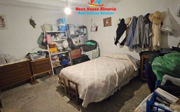Property slide 20