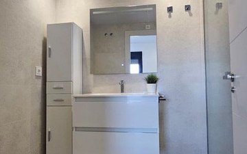 Property slide 24