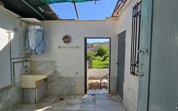 Property slide 14