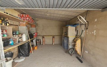 Property slide 19