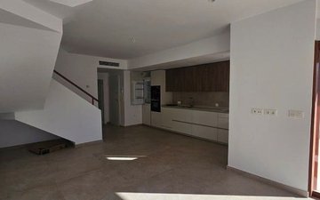 Property slide 22