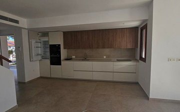Property slide 47