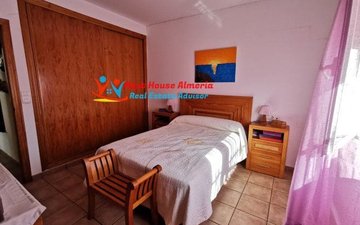 Property slide 80