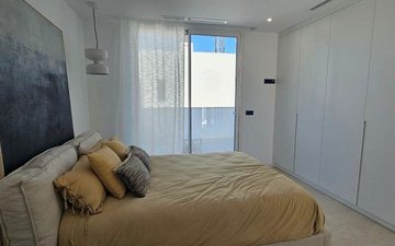 Property slide 50