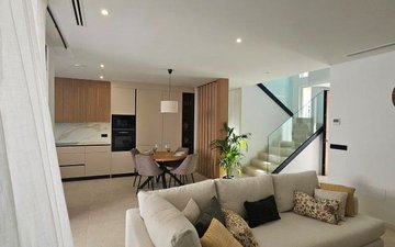 Property slide 20