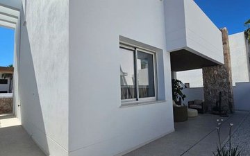 Property slide 83