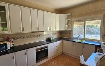 Property slide 17