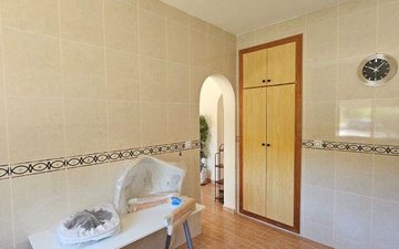 Property slide 21
