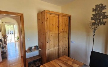 Property slide 30