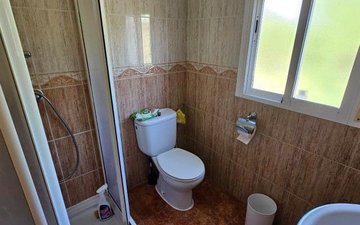Property slide 22