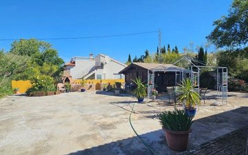 Property slide 33