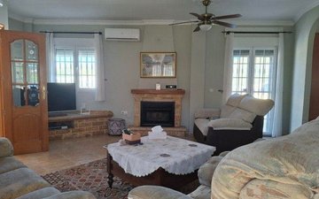Property slide 10
