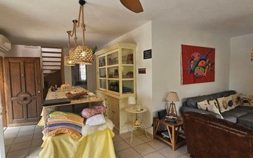 Property slide 17