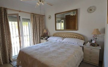 Property slide 39