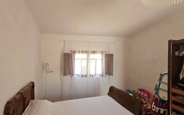 Property slide 33