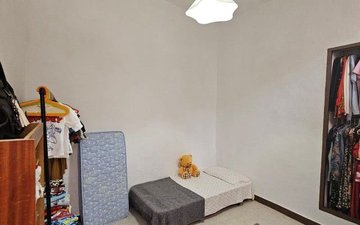 Property slide 49
