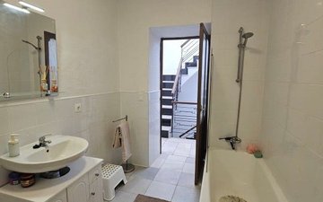 Property slide 52