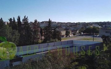 Property slide 4