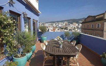 Property slide 19
