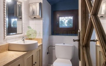Property slide 10