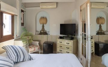 Property slide 28